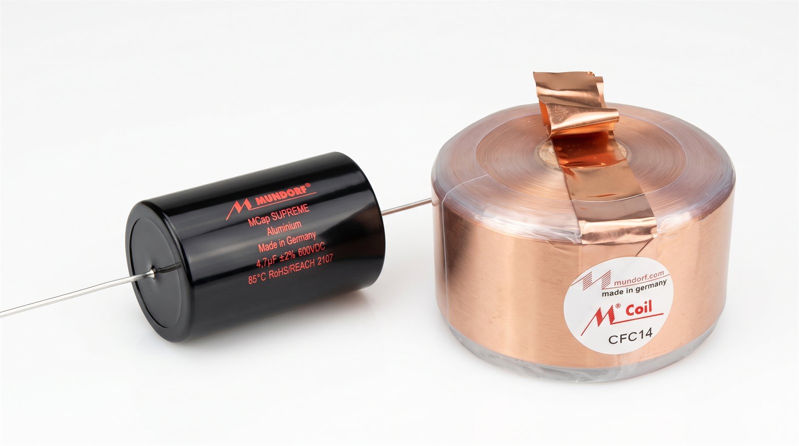 Bauteile der Supreme Reference: Mundorf MCap Supreme und Mundorf M-Coil CFC14